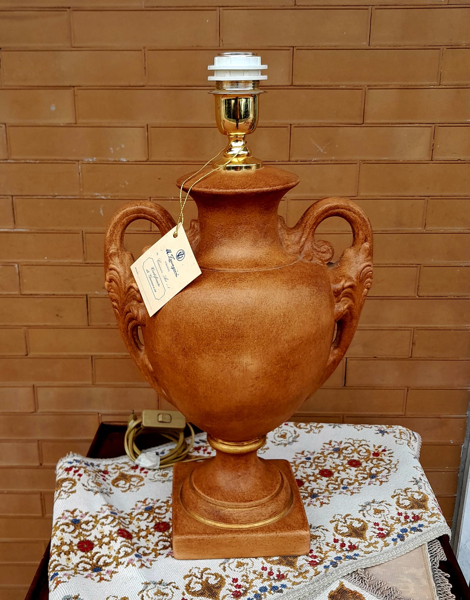 Lampada in legno