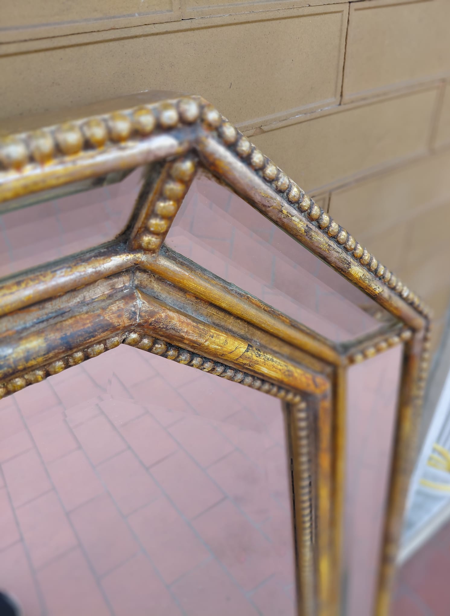 Specchiera Ottagonale Vintage con Cornice Dorata e Inserti a Specchio