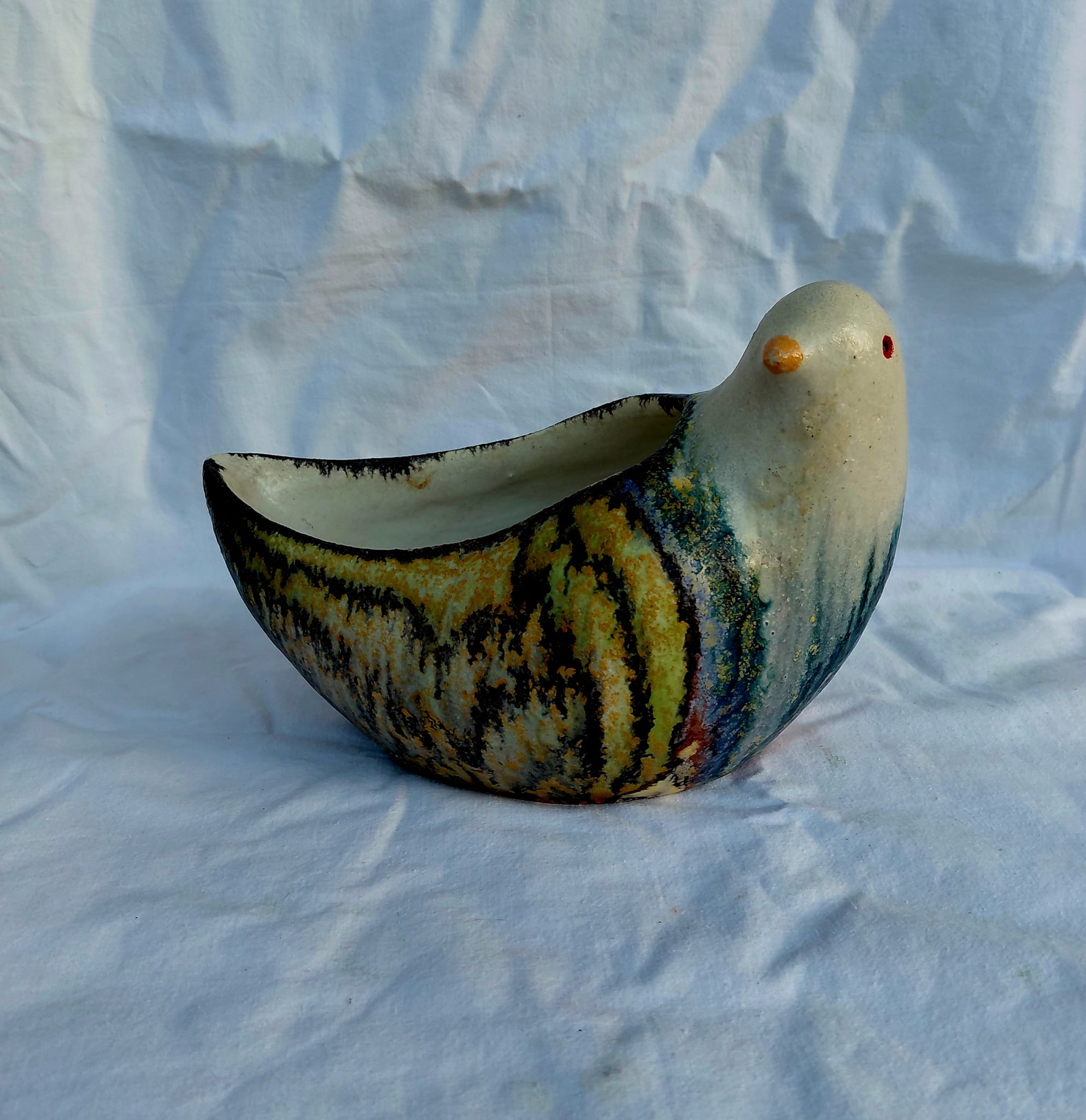 Centrotavola Artistico a Forma di Colomba in Ceramica Smaltata