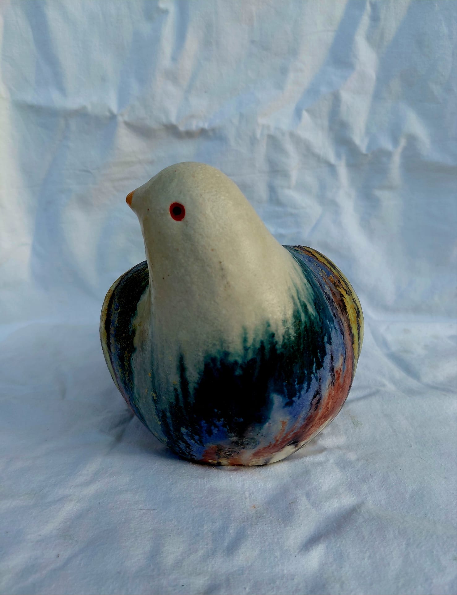Centrotavola Artistico a Forma di Colomba in Ceramica Smaltata