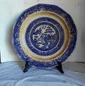 Piatto antico in ceramica blu stile Willow