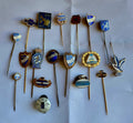 Collezione di spille vintage sportive smaltate