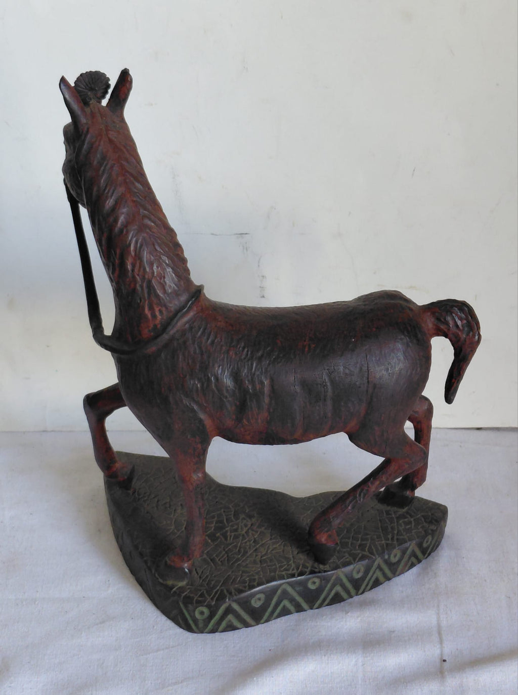 Scultura artigianale raffigurante cavallo