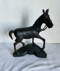 Scultura artigianale raffigurante cavallo