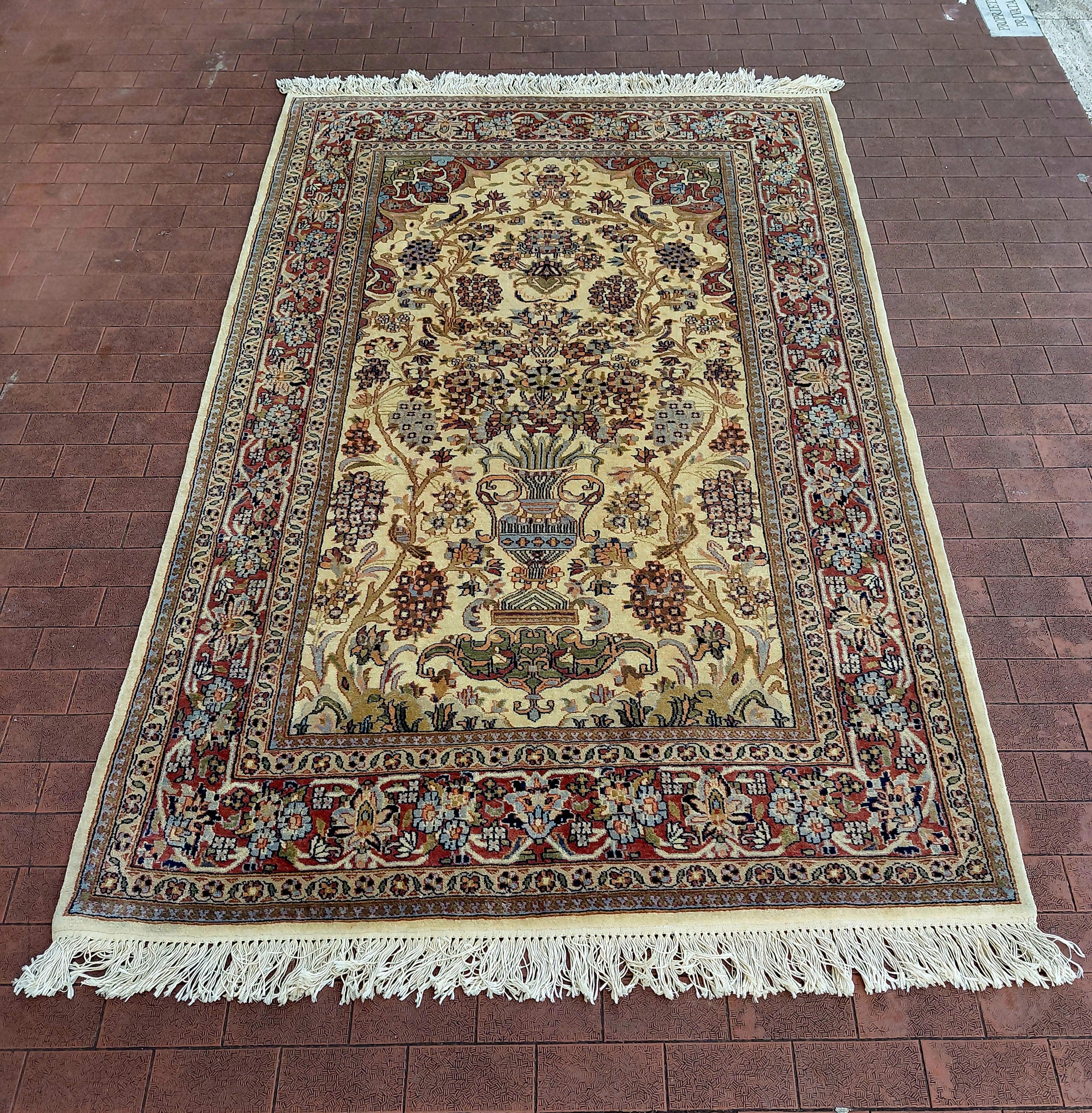 Meraviglioso tappeto Agra Extra fine Certificato