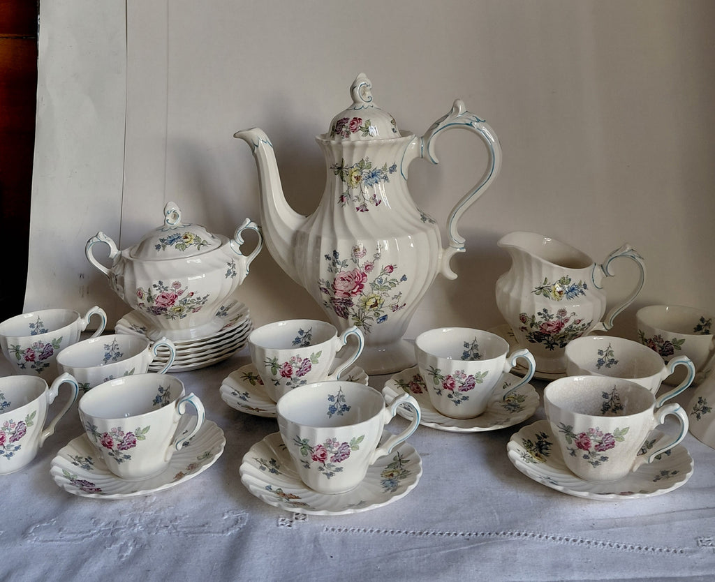 Antico servito inglese