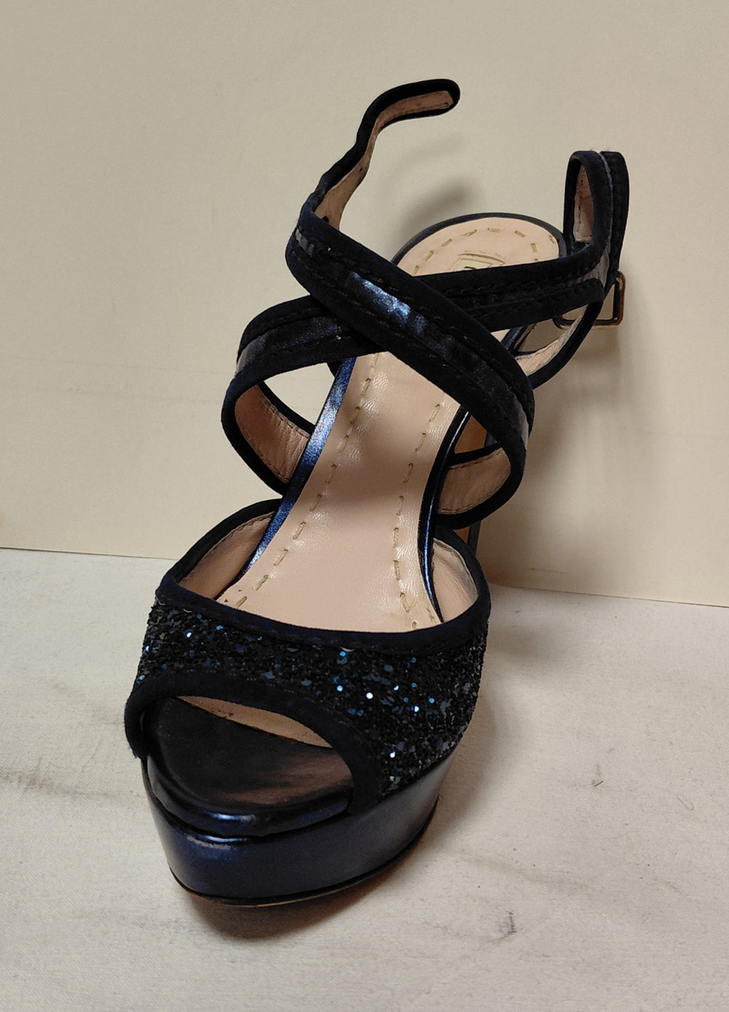 Elegante scarpe Miu Miu con certificato