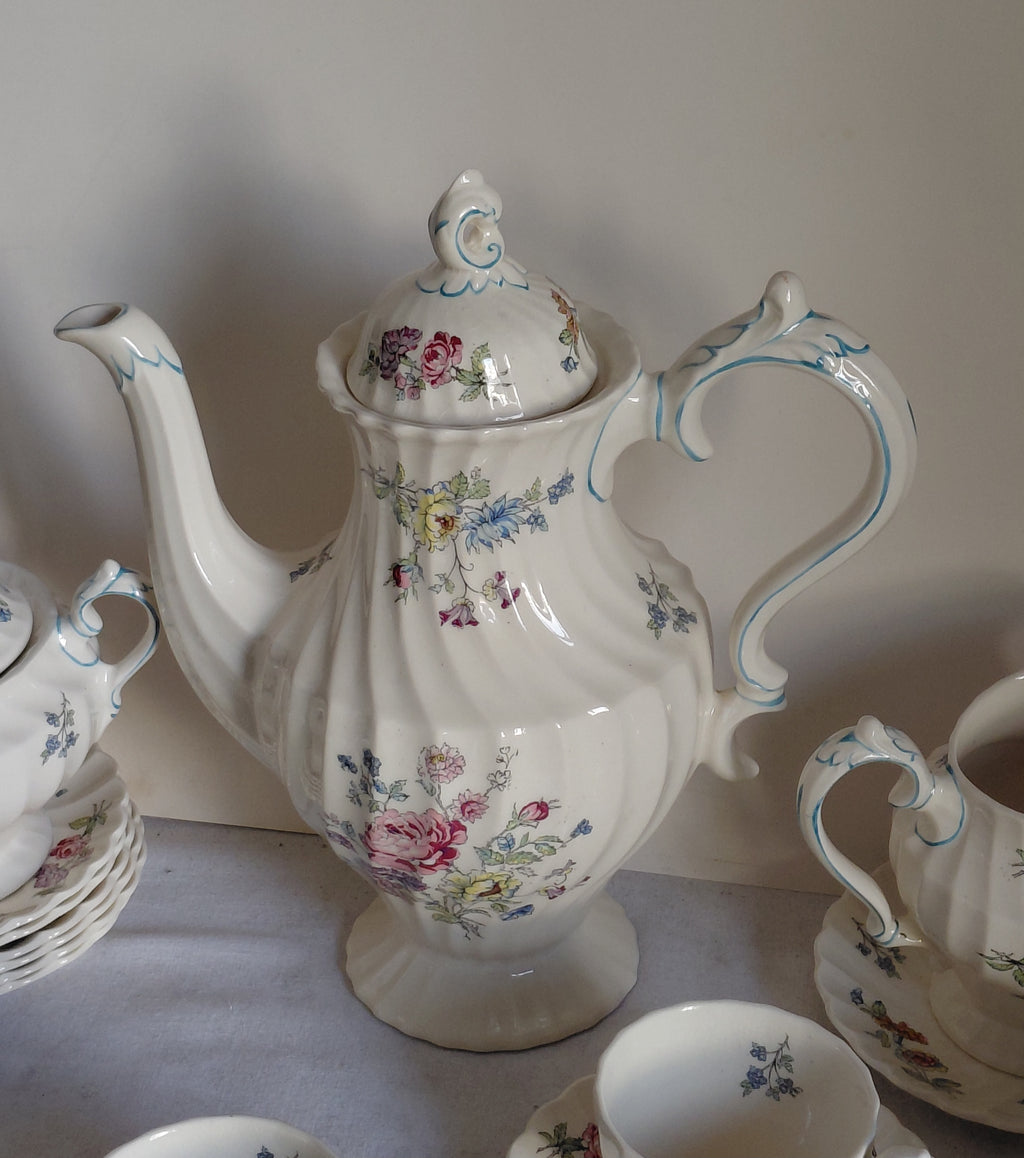 Antico servito inglese