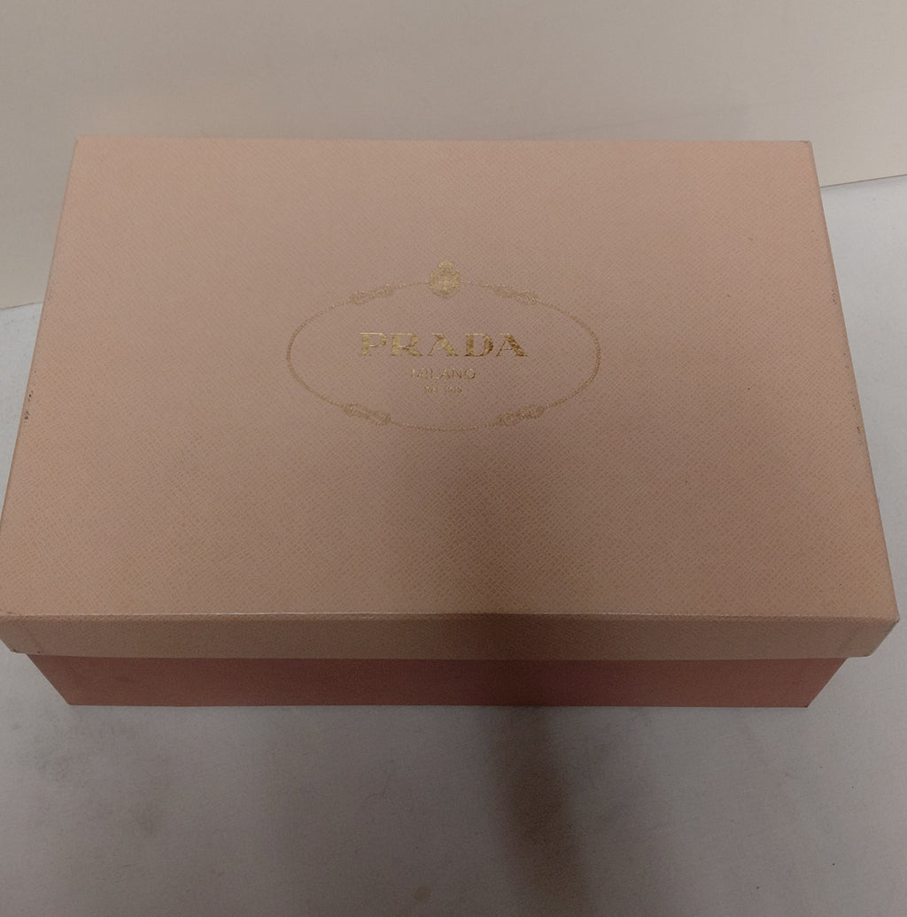 Elegante scarpe Miu Miu con certificato