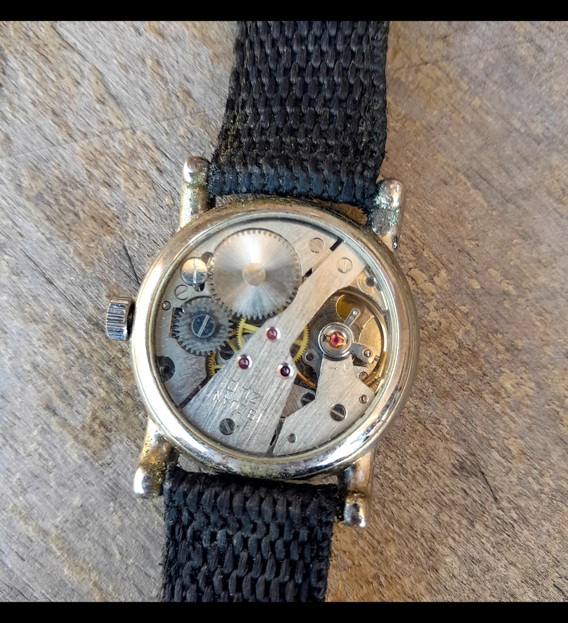 3 orologi mecanici originali funziona