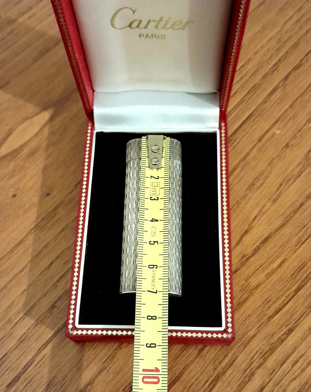 Accendino Cartier in scatola