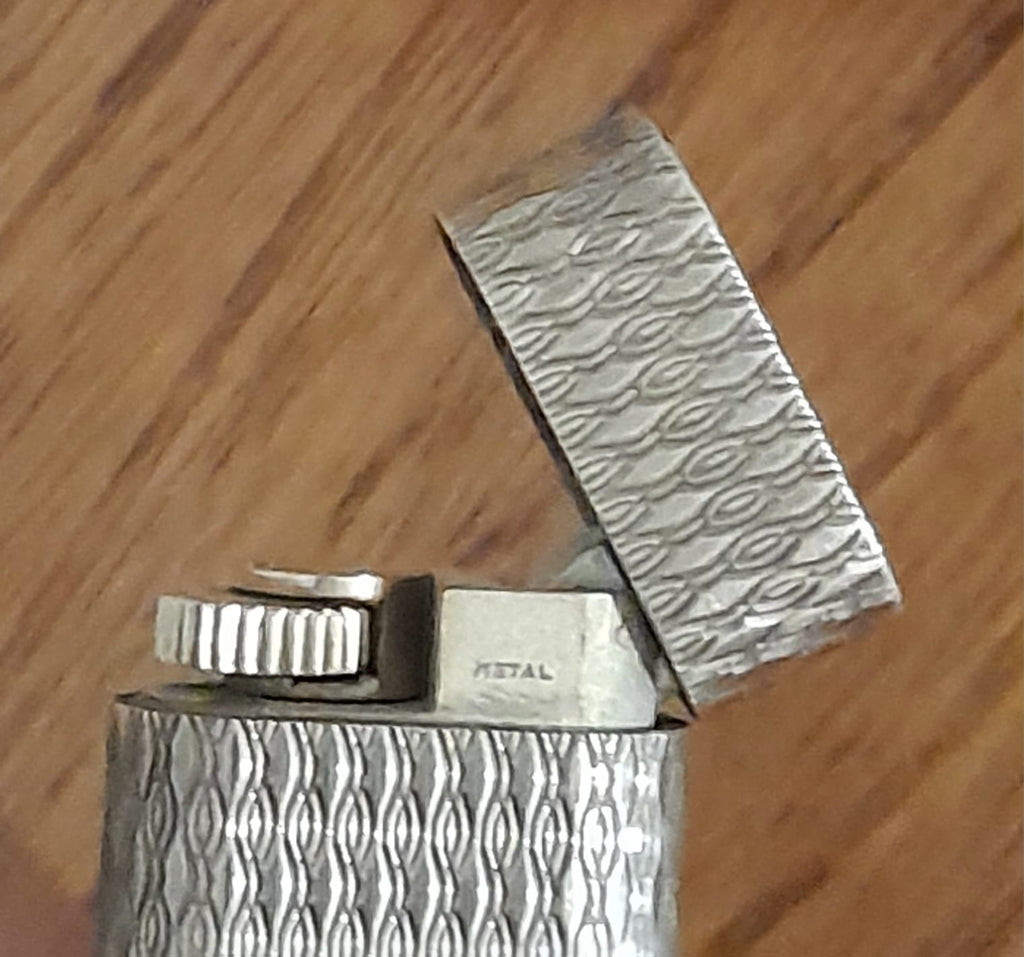 Accendino Cartier in scatola