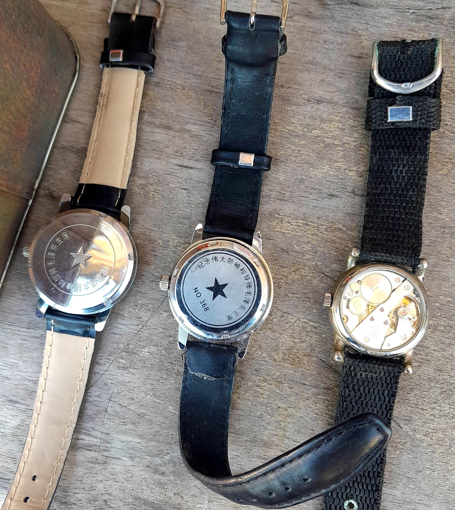 3 orologi mecanici originali funziona