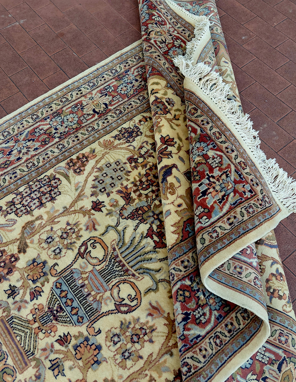 Meraviglioso tappeto Agra Extra fine Certificato