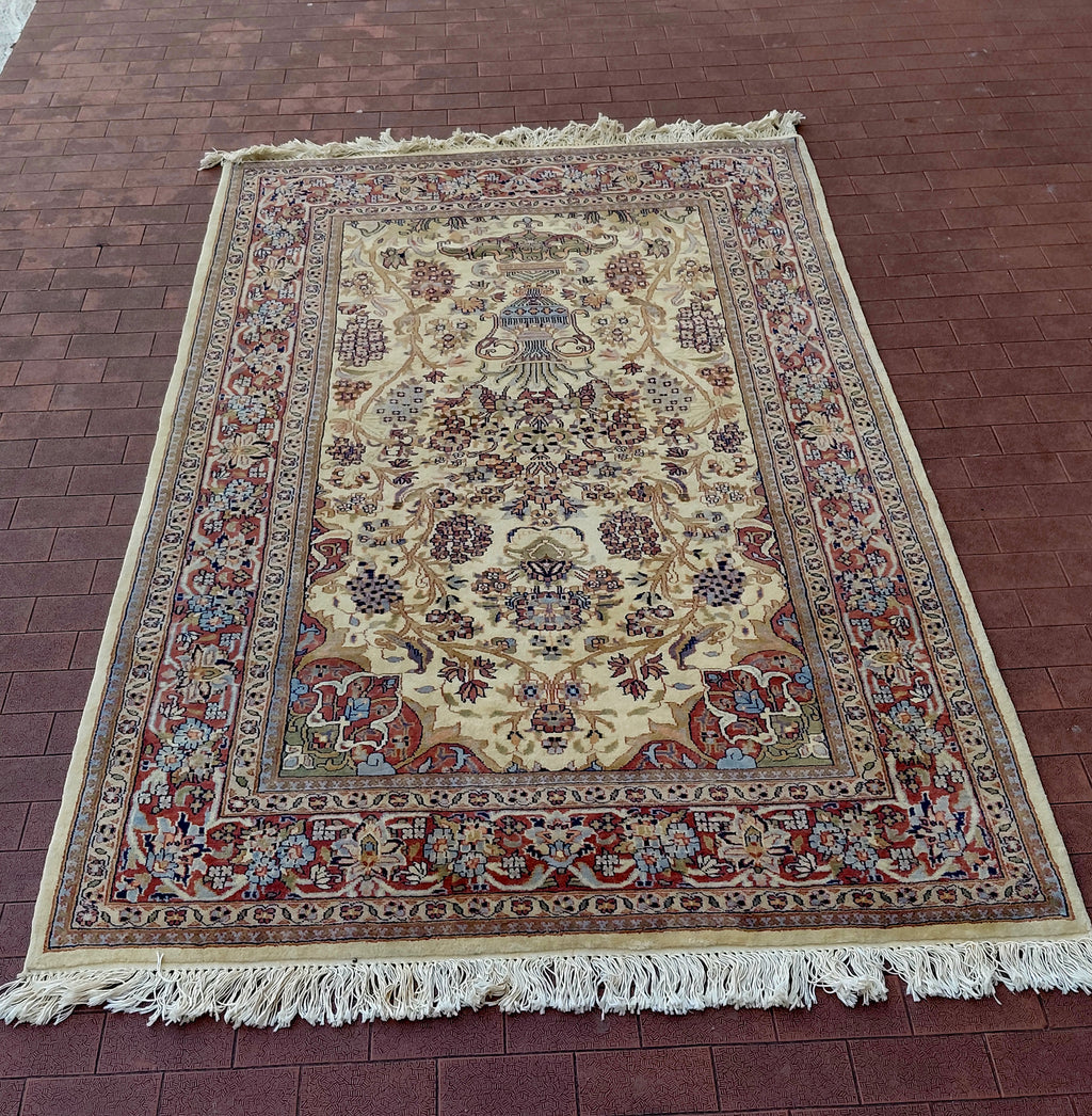 Meraviglioso tappeto Agra Extra fine Certificato