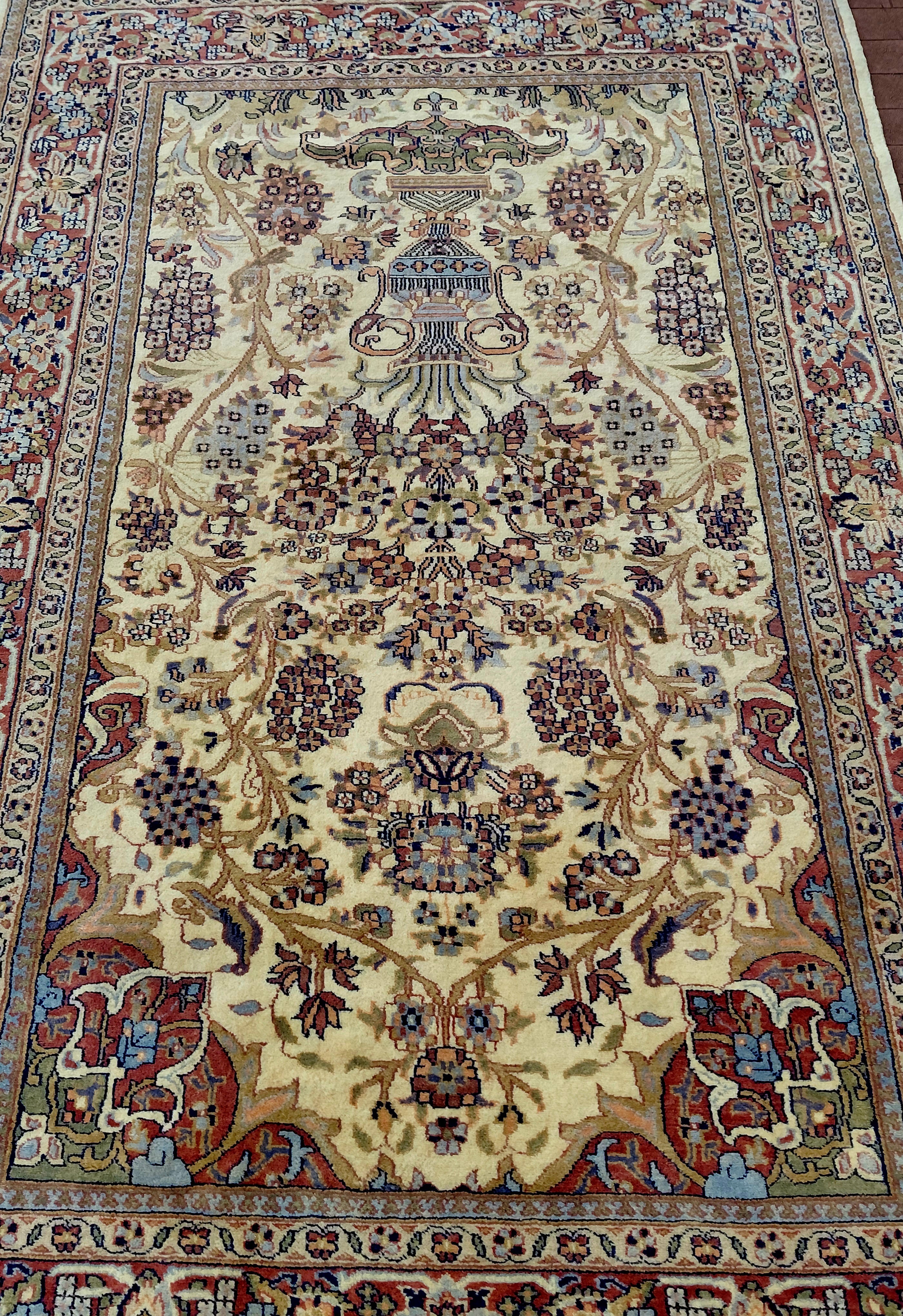 Meraviglioso tappeto Agra Extra fine Certificato