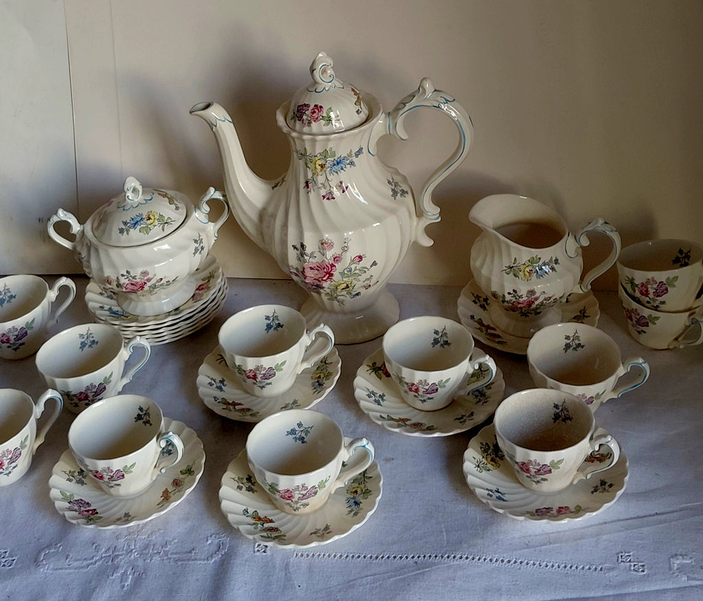 Antico servito inglese